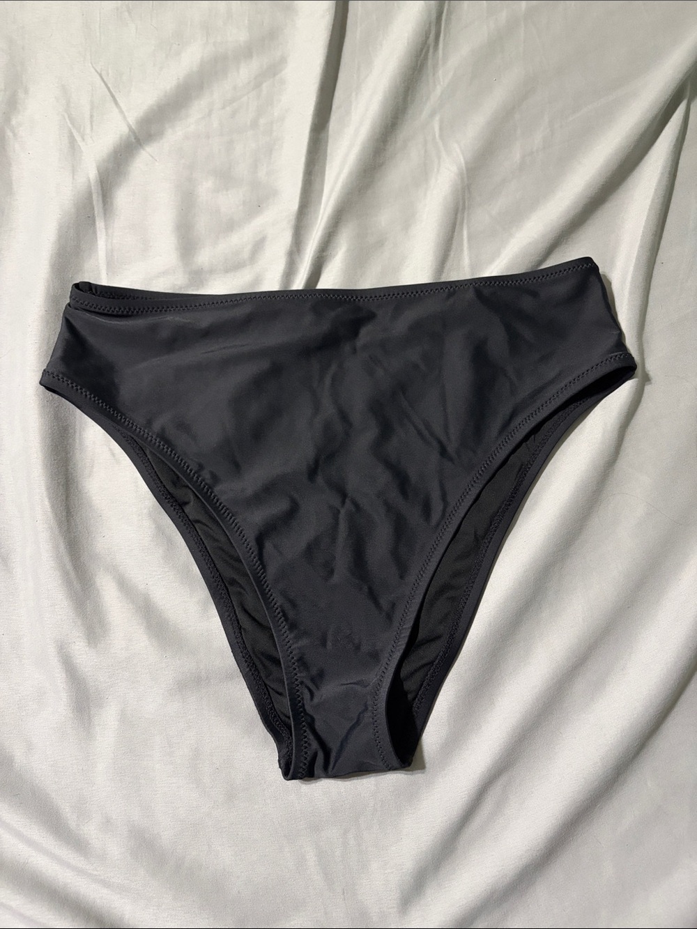 RELLECIGA Black High-Waist Bikini Bottoms Size Medium